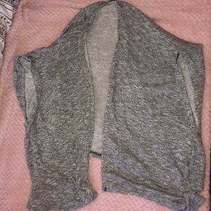 EUG GRAY SHAWL